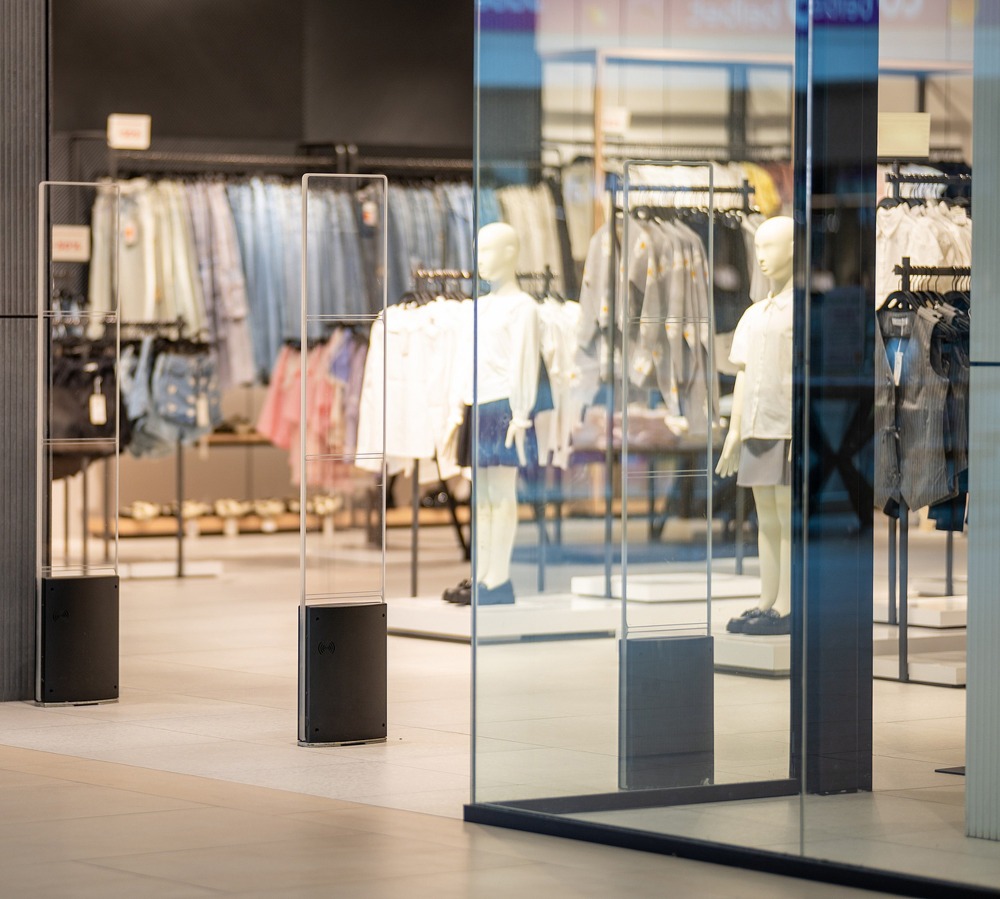 More Than Just a Tag: How RFID is Weaving Efficiency into the Fabric of Fashion